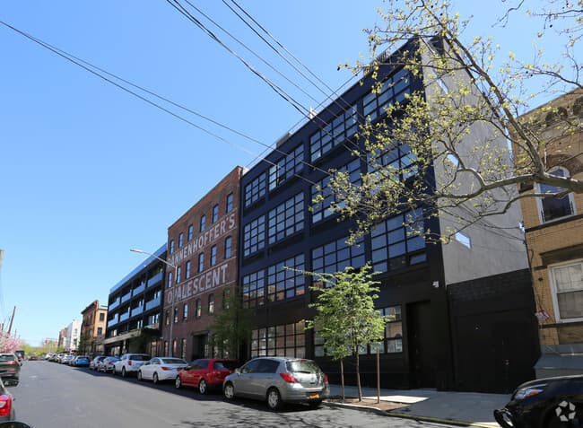 Building photo 3