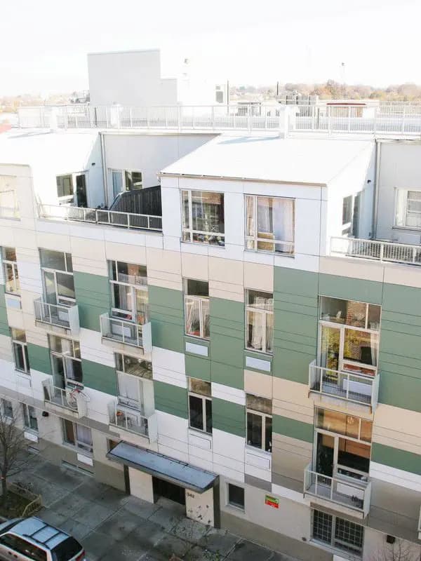 Building photo 2