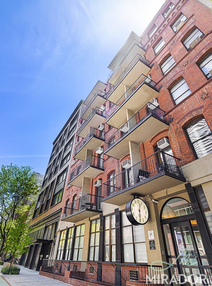 10 East 13 Street