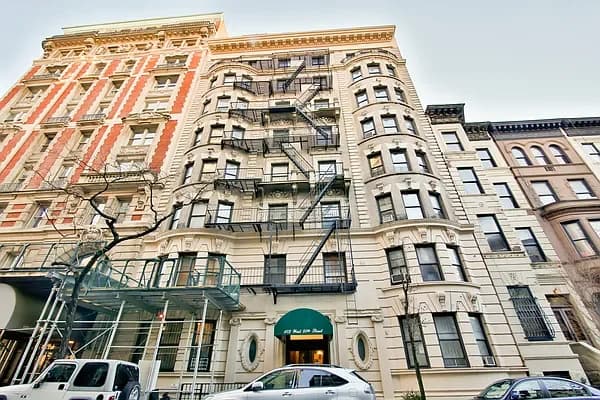 Building photo 6
