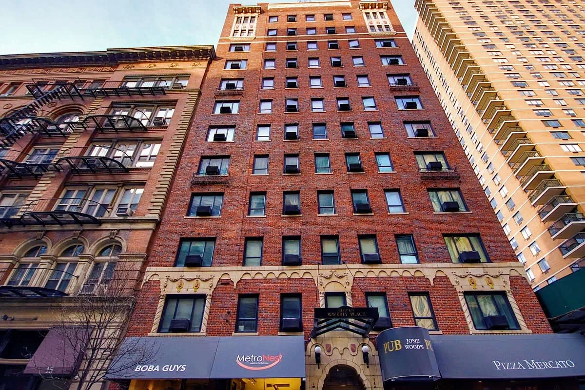 Building photo 25