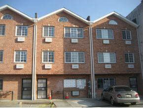 Building photo 9