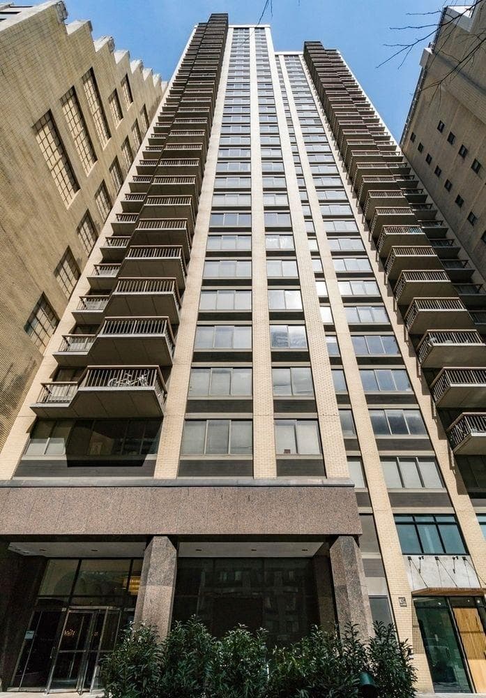 Building photo 3
