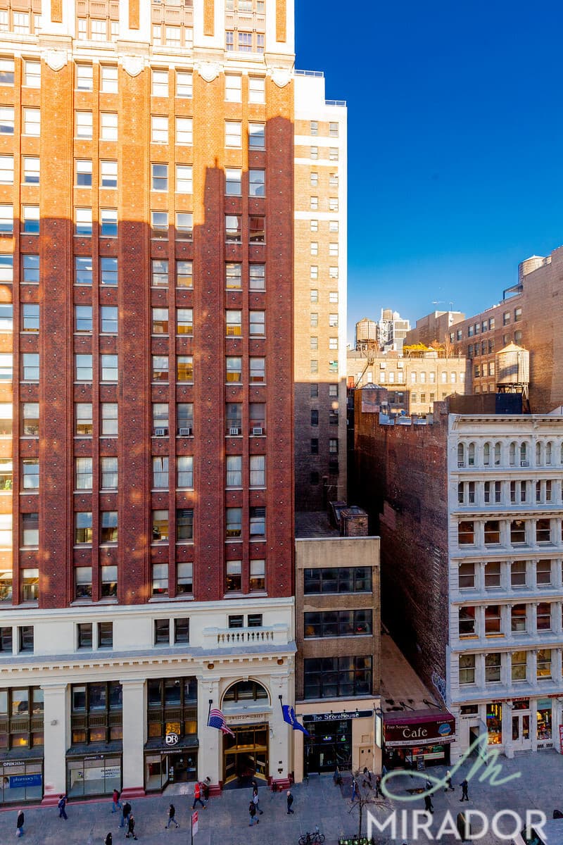 Building photo 7