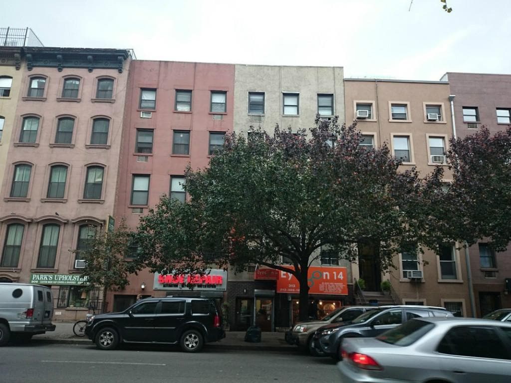 Building photo 10