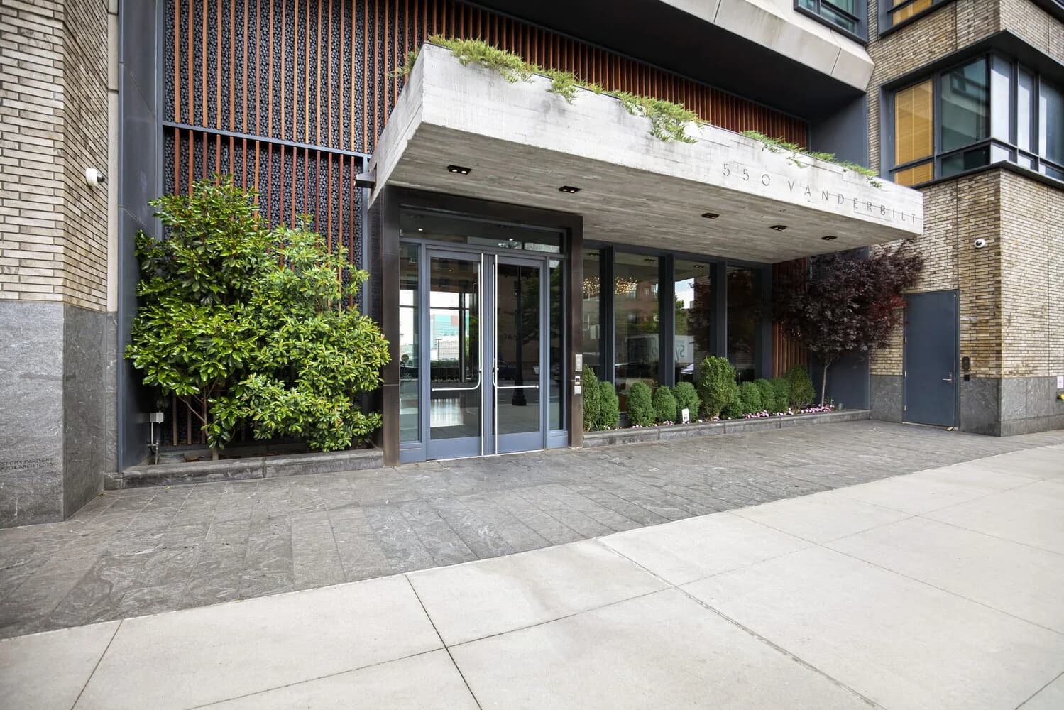 Building photo 38