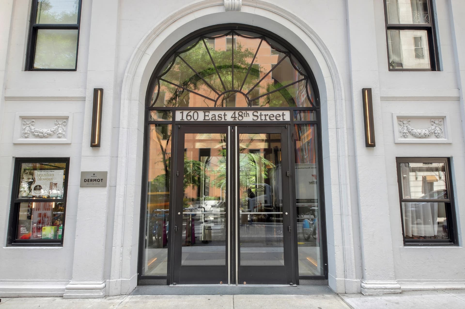 160 East 48 Street