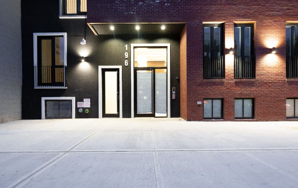 Building photo 2