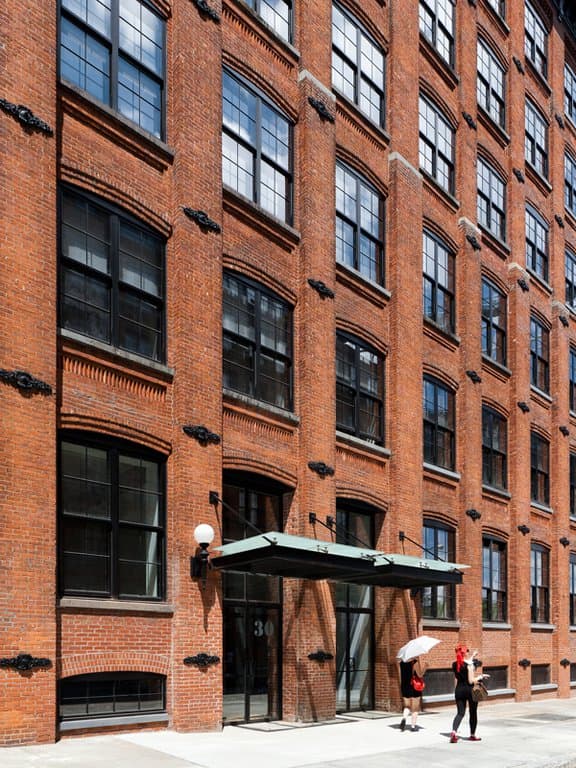 Building photo 17