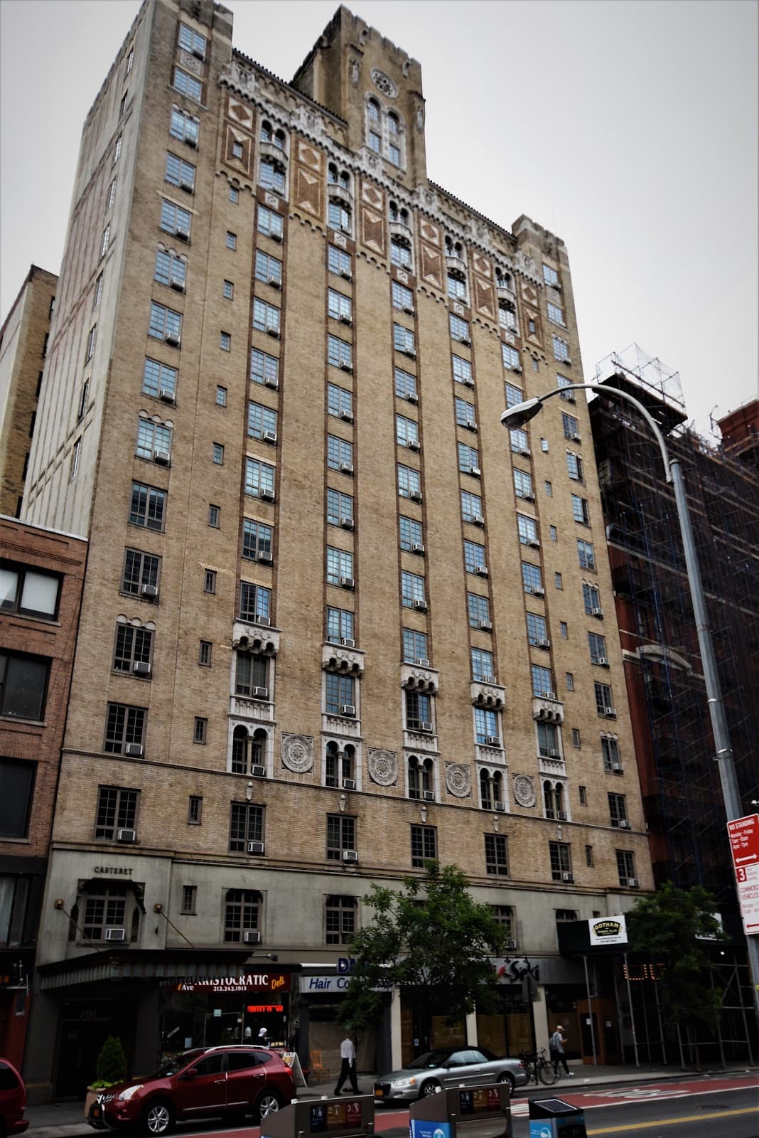 Building photo 123