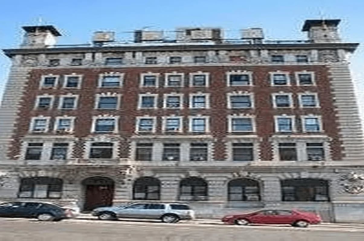 Building photo 3
