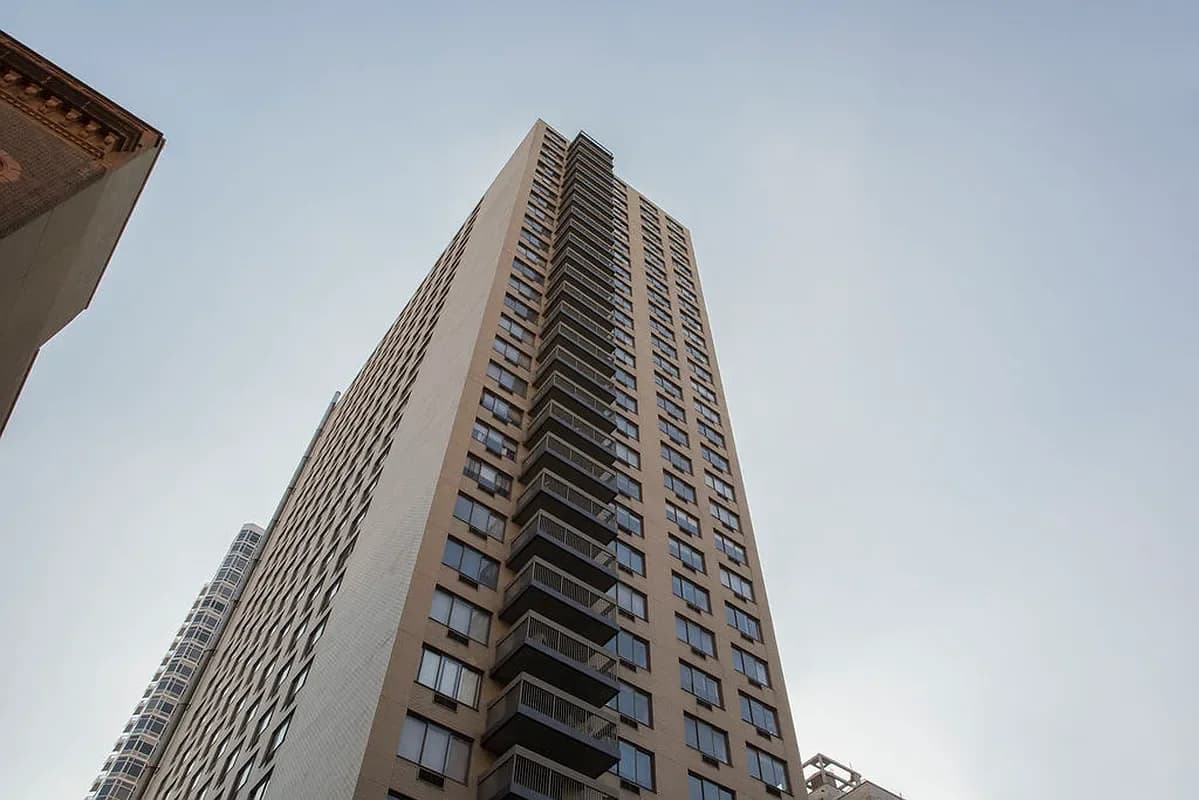 Building photo 2