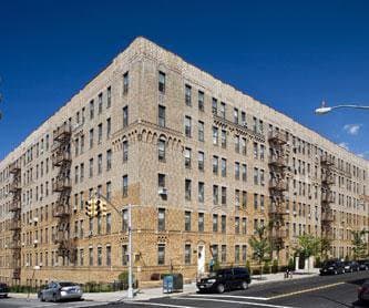 Building photo 4