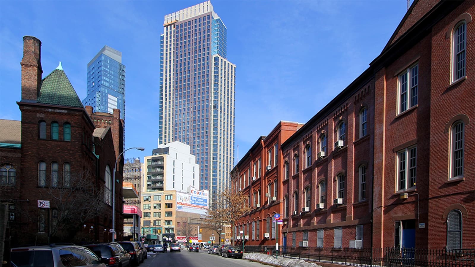 Building photo 15
