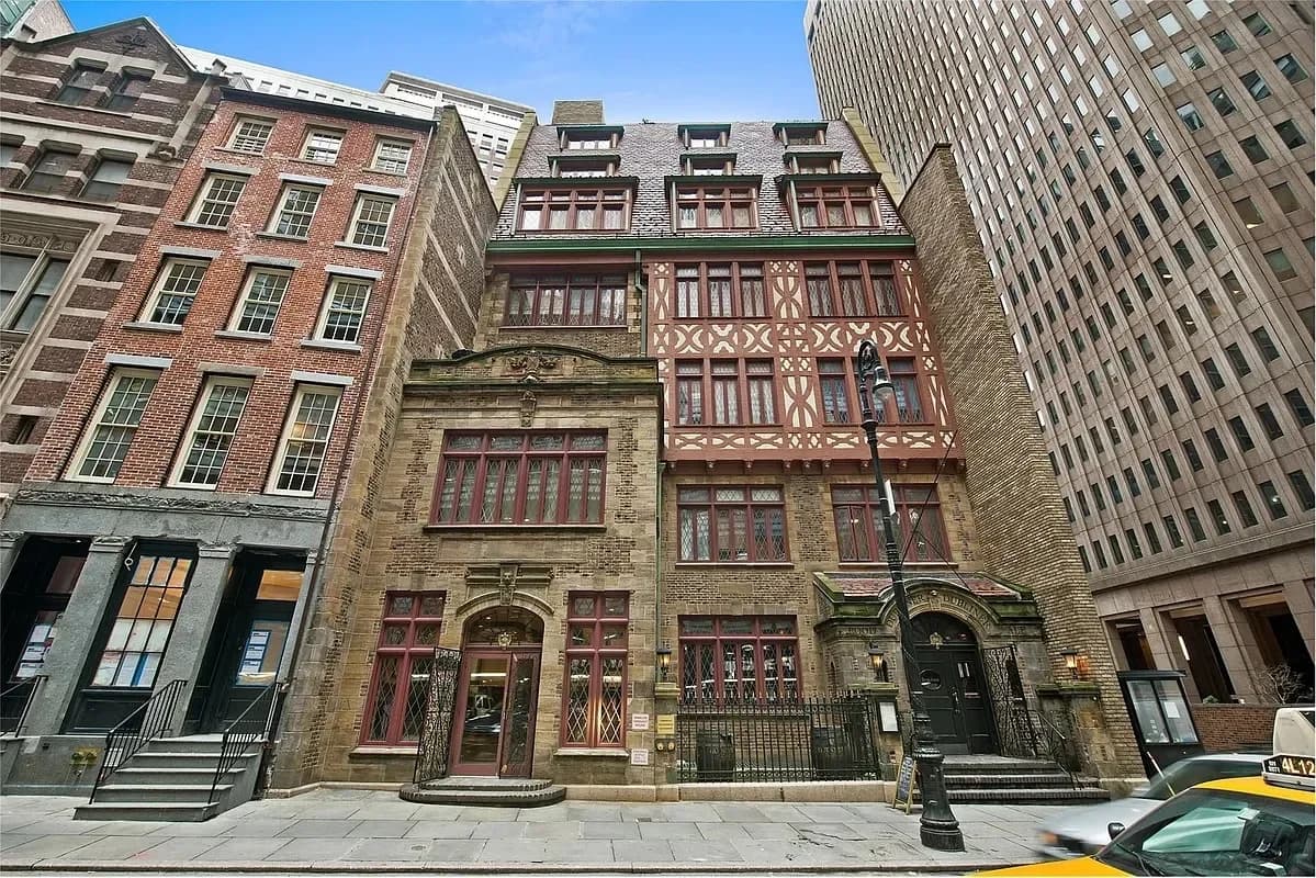 Building photo 5