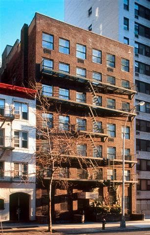 Building photo 6