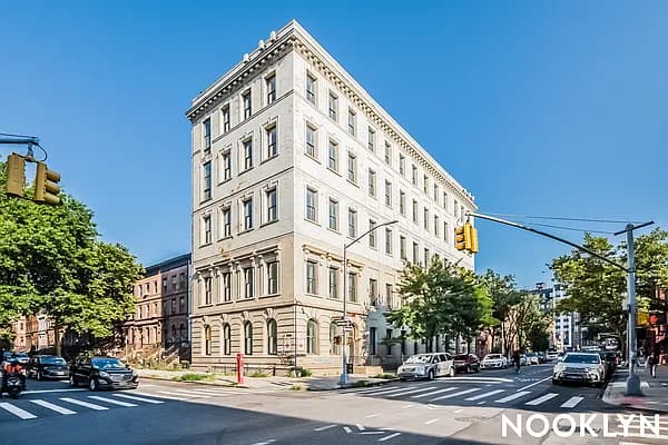 Building photo 3