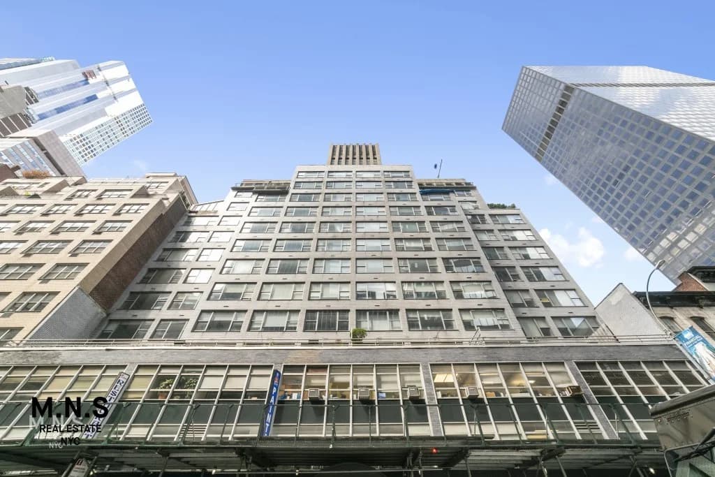 Building photo 5
