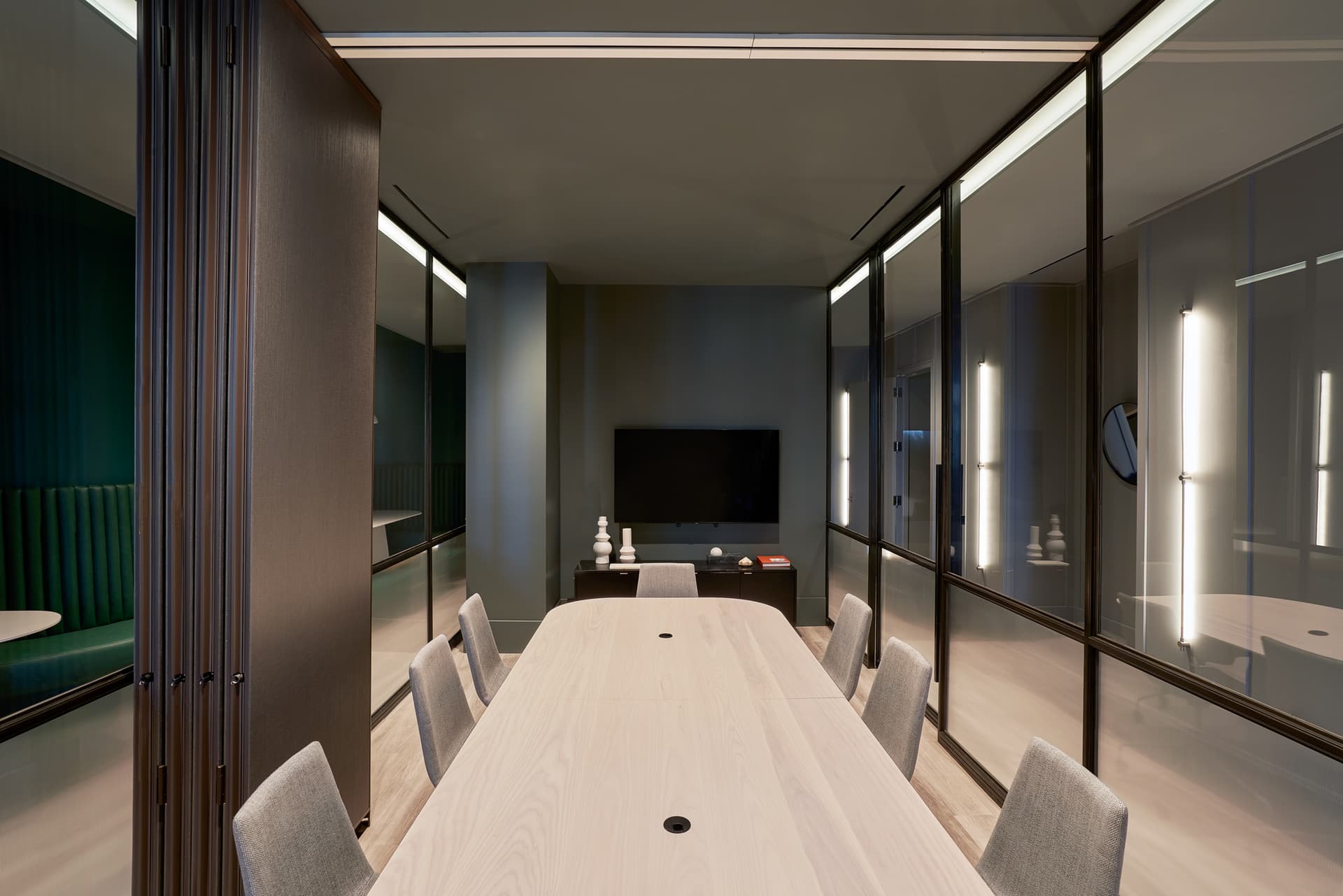 Building photo 59