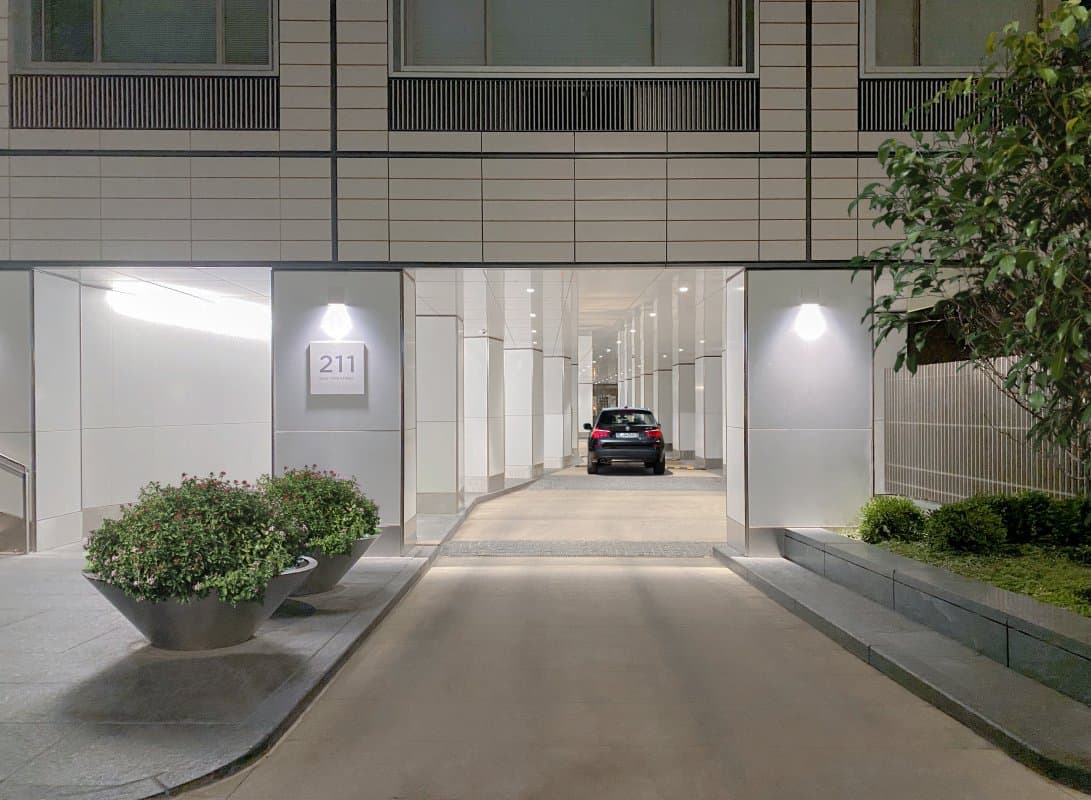 Building photo 30