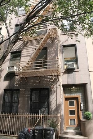 Building photo 6