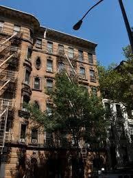 Building photo 13