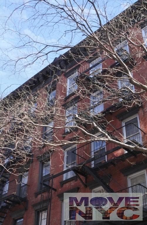 Building photo 23