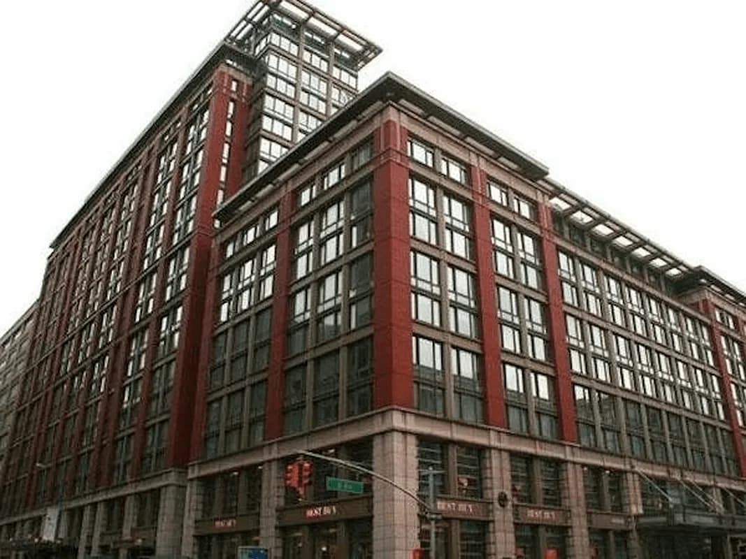 Building photo 5