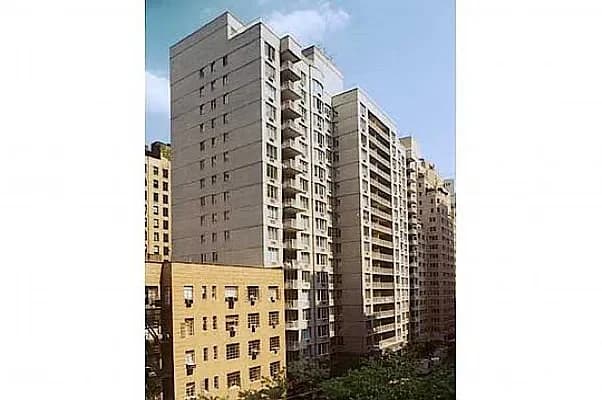 Building photo 74