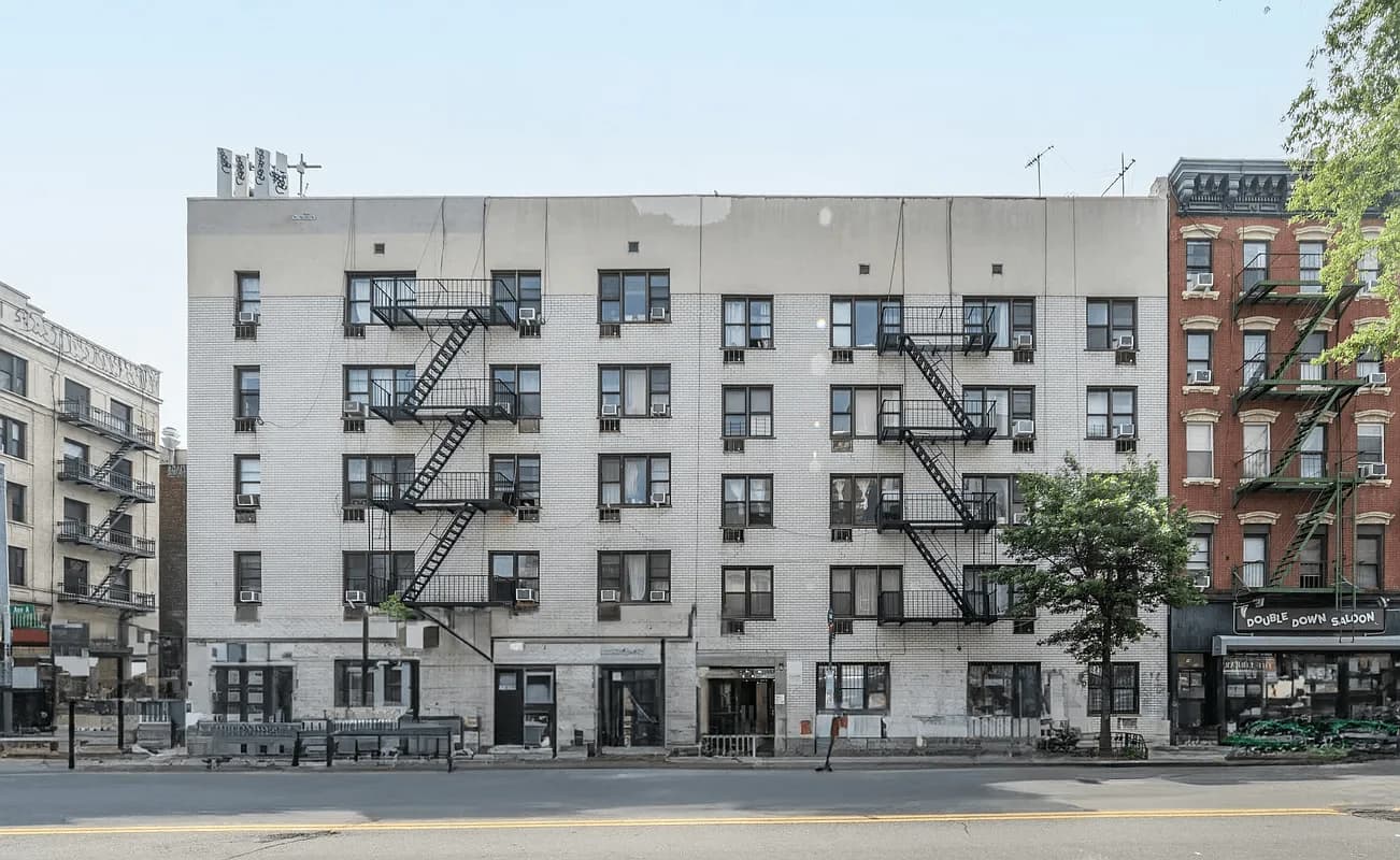 Building photo 3
