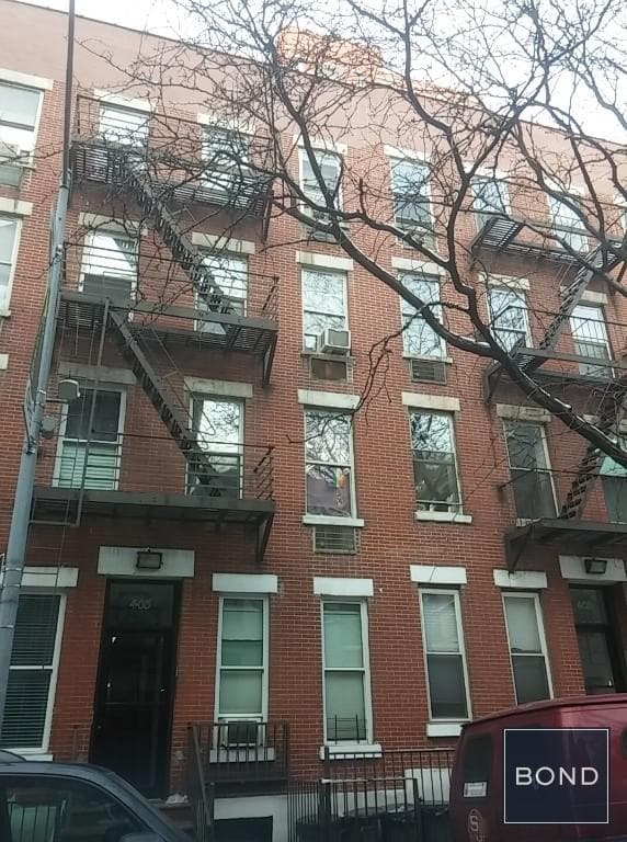 Building photo 2