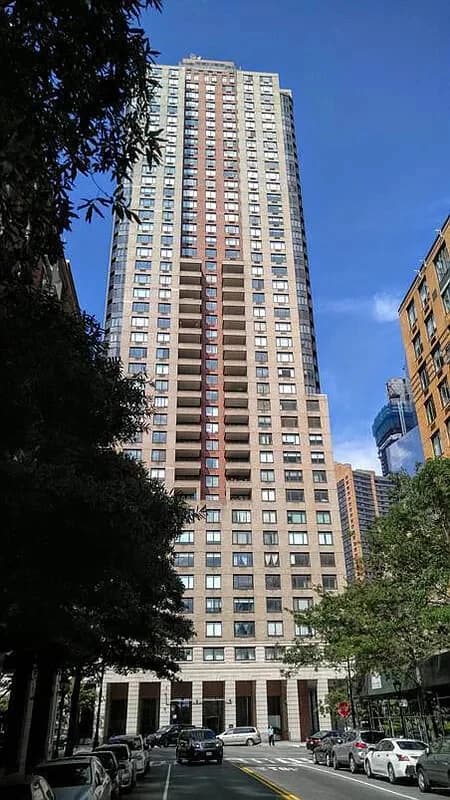 Building photo 64