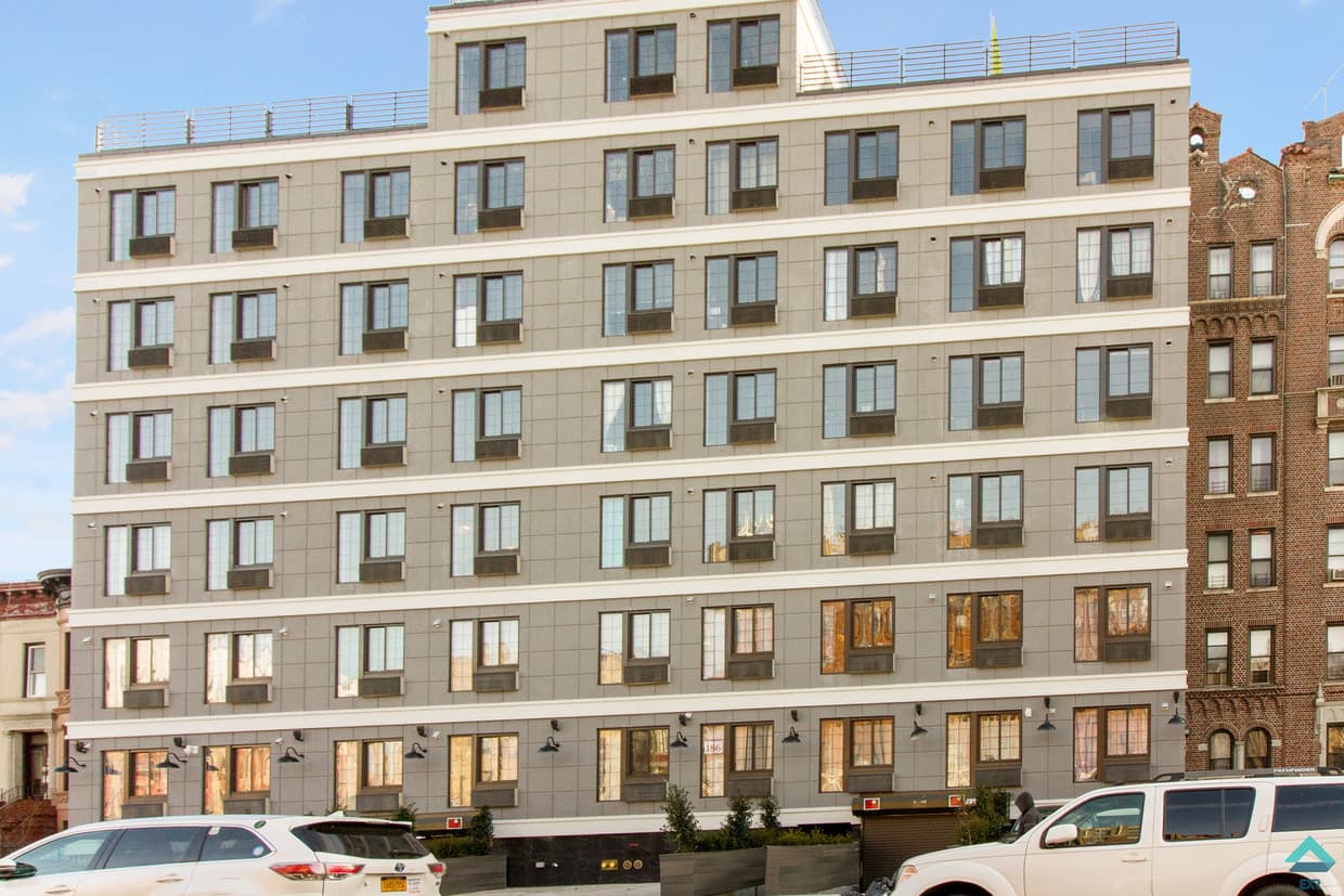 Building photo 3