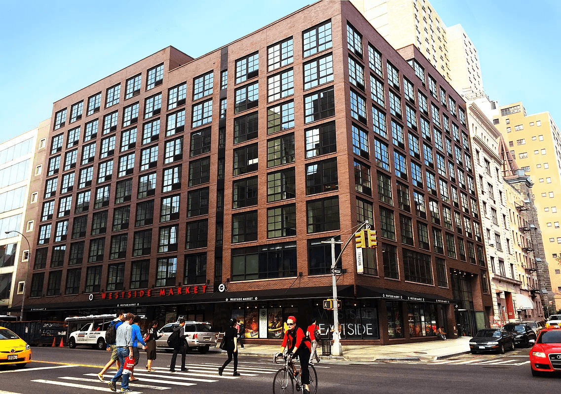 138 E 12 St