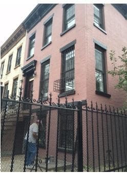 Building photo 11