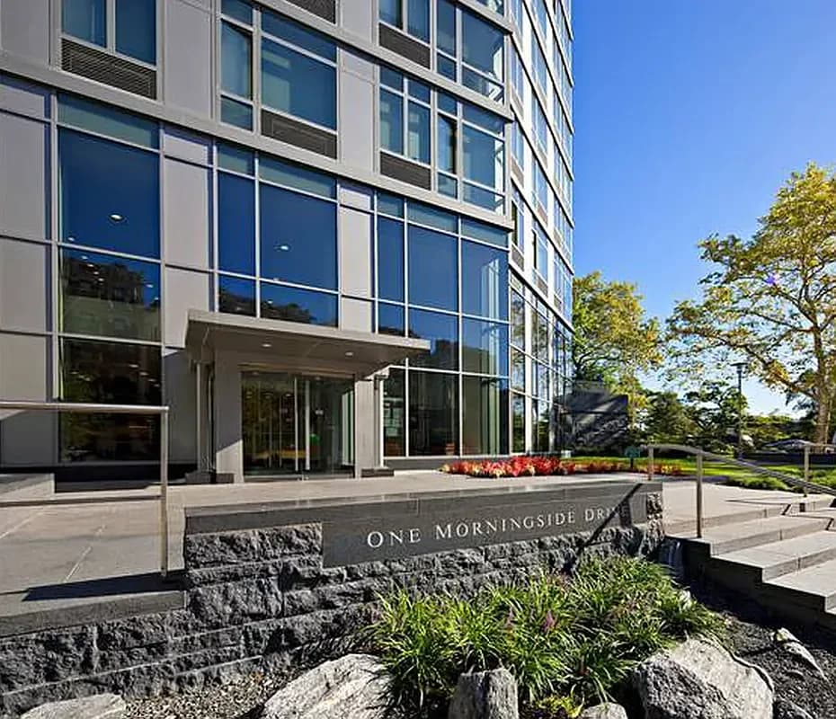 Building photo 20