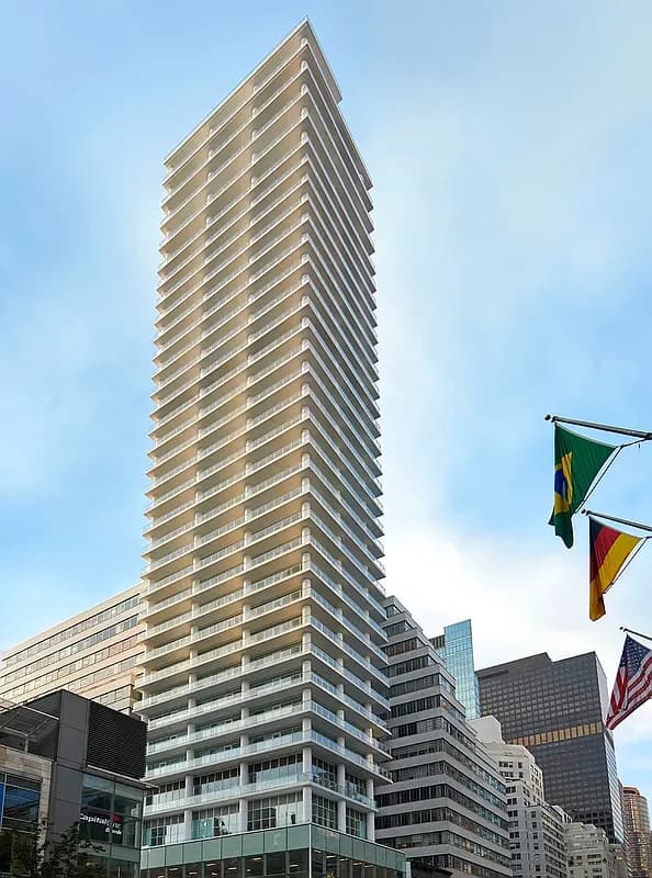 Building photo 10