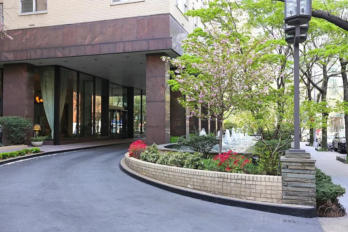 Building photo 60