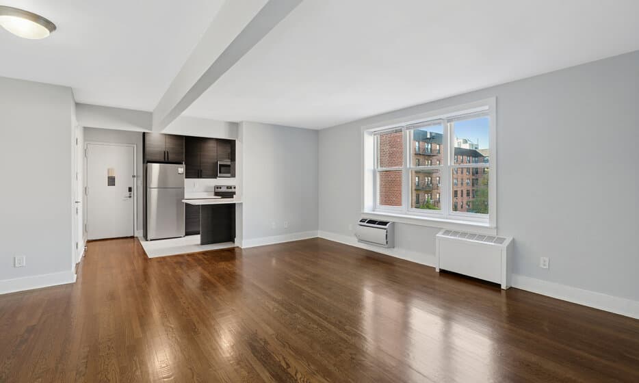 20-12 Seagirt Boulevard #02A, Queens, NY 11691 - Image 1