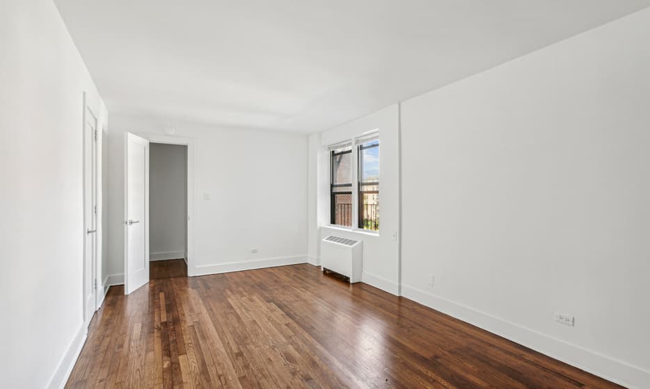 20-40 Crest Road #02B, Queens, NY 11691 1