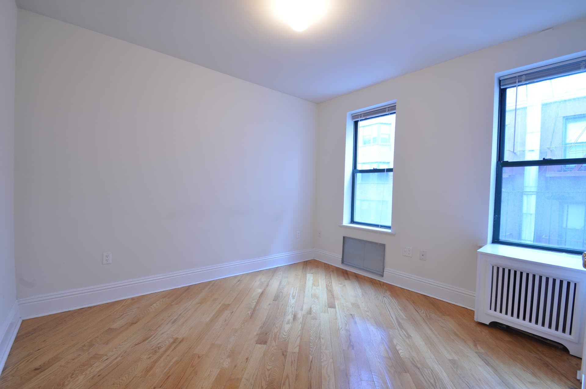 226 E 70 St #5A, Manhattan, NY 10021 1