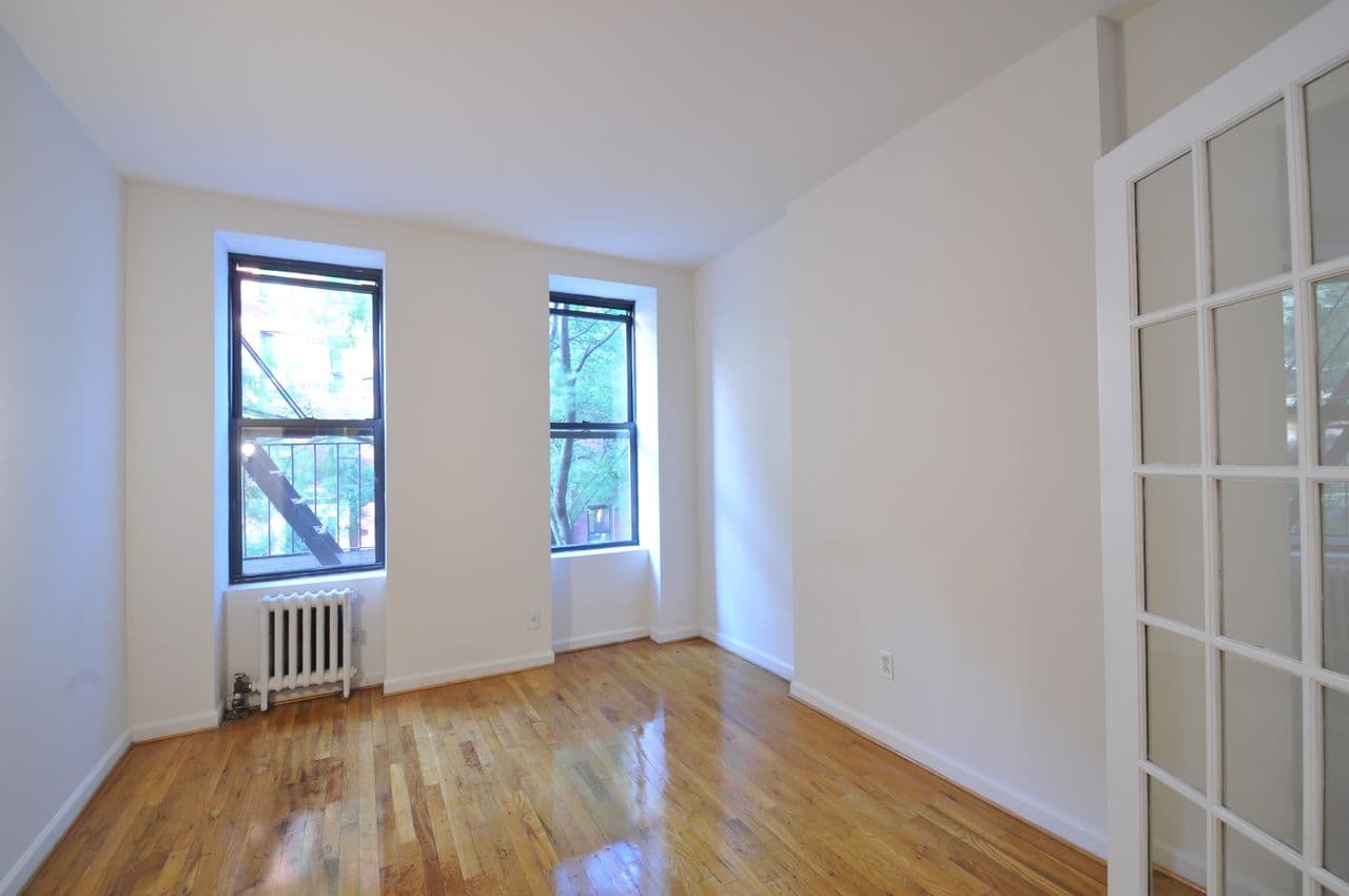 358 W 45 St #1A, Manhattan, NY 10036 1