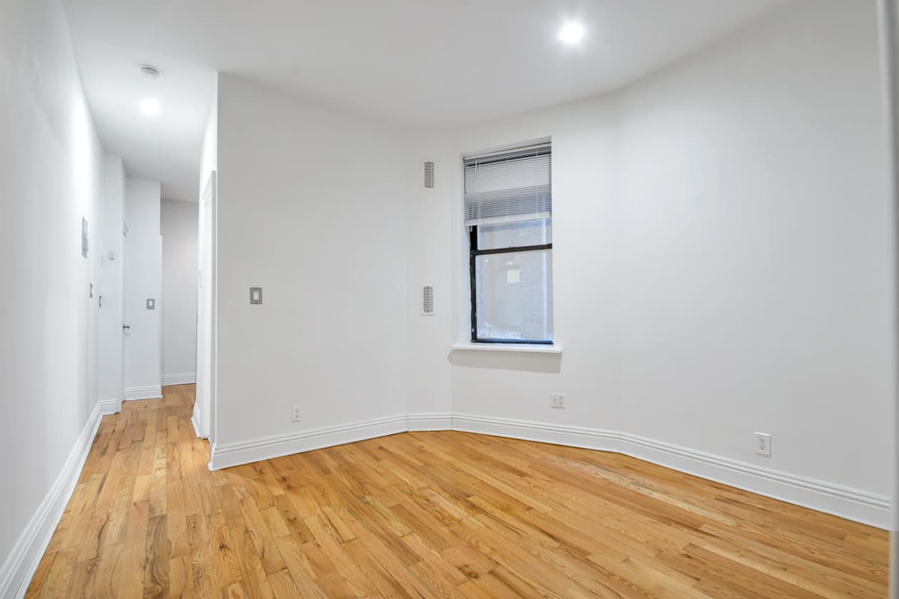 414 West 49 Street #1D, Manhattan, NY 10019 1