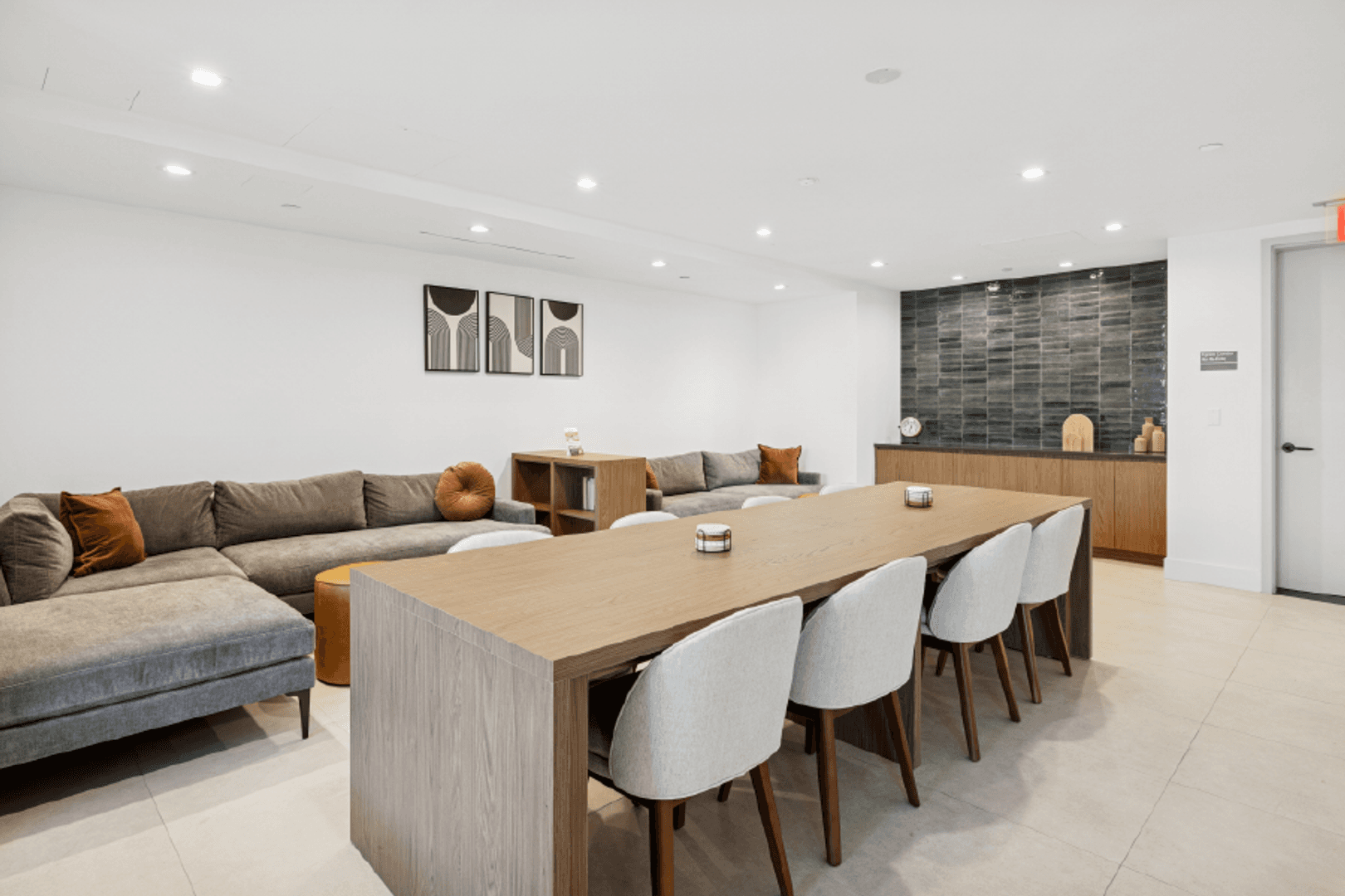 2339 Nostrand Avenue #6J, Brooklyn, NY 11210