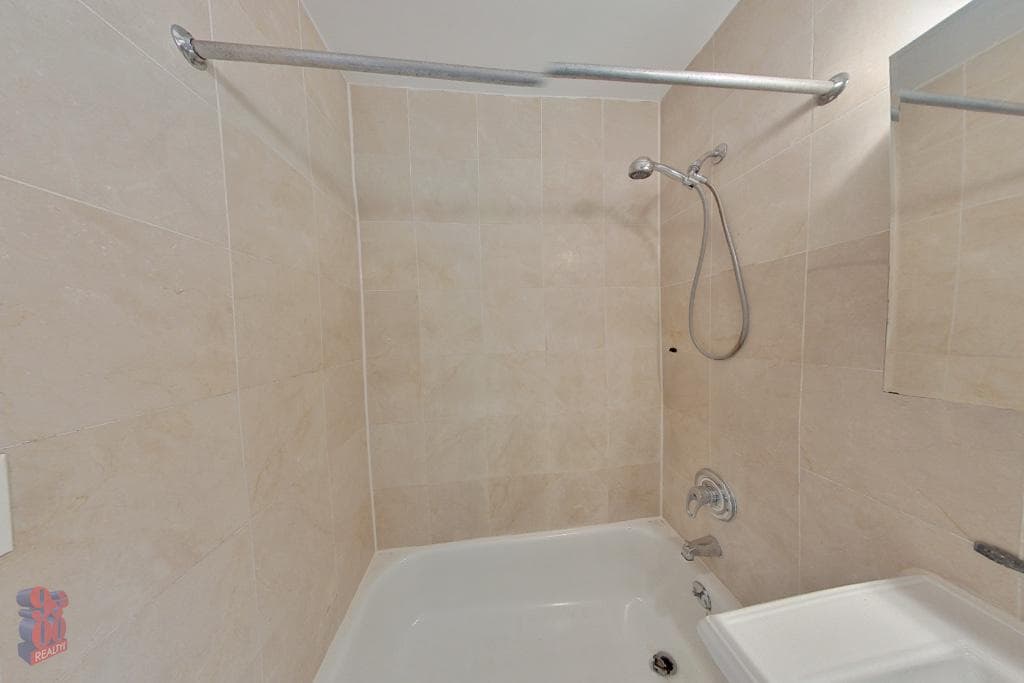 340 East 18 Street #5A, Manhattan, NY 10003 1