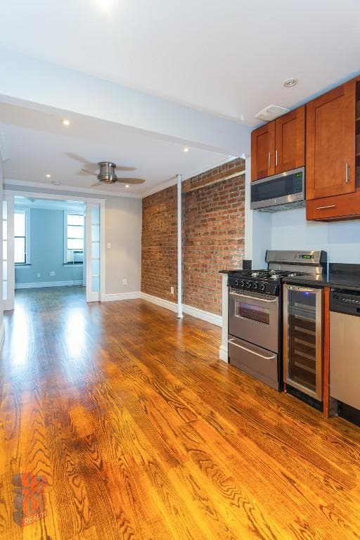 147 Avenue A #4F, Manhattan, NY 10009 1