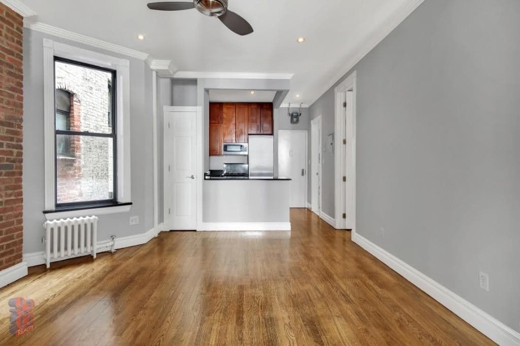 252 Mott Street #3R, Manhattan, NY 10012 1