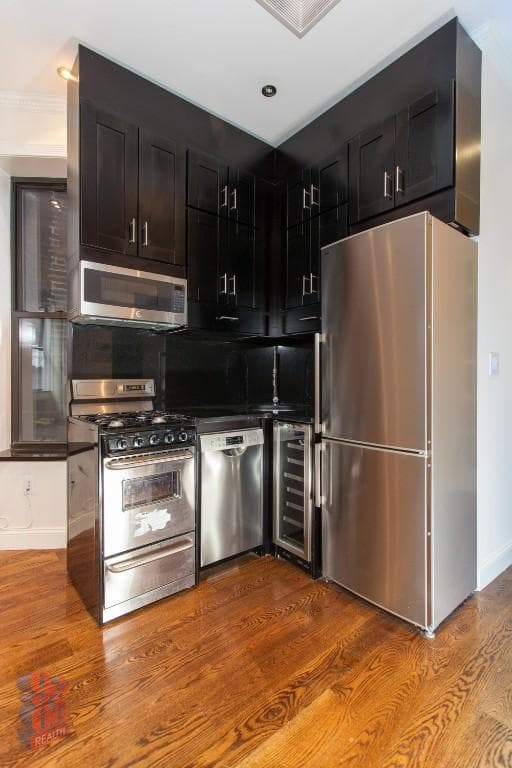 17 West 103 Street #2F, Manhattan, NY 10025 1
