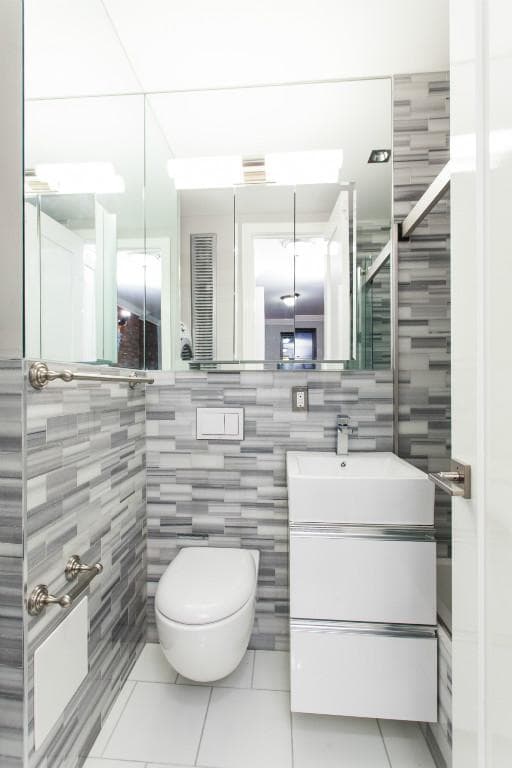 250 E 50 St #3B, Manhattan, NY 10022 1