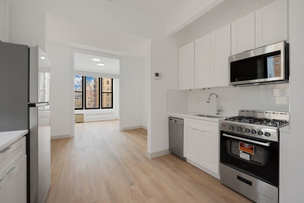 308 W 82 St #5A, Manhattan, NY 10024 1